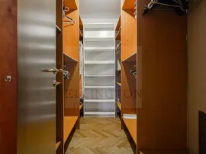 Prodej činžovního domu, Praha - Kunratice, Kálmánova, 715 m2