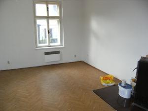 Pronájem bytu 1+kk, Liberec, Na Srázu, 18 m2