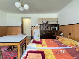 Prodej komerční nemovitosti, Stará Ves, Potočná, 250 m2