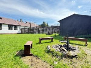 Prodej komerční nemovitosti, Stará Ves, Potočná, 250 m2