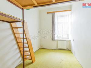 Prodej bytu 3+1, Krnov - Pod Bezručovým vrchem, Mikulášská, 68 m2