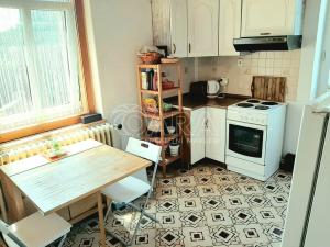 Prodej vícegeneračního domu, Želízy, 740 m2