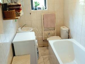 Prodej vícegeneračního domu, Želízy, 740 m2
