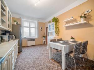Prodej bytu 2+1, Pardubice, Železničního pluku, 76 m2