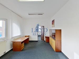 Pronájem kanceláře, Karlovy Vary - Stará Role, Závodu míru, 154 m2
