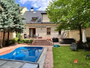 Prodej rodinného domu, Benešov, Zapova, 270 m2