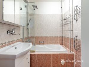 Pronájem bytu 4+kk, Praha - Stodůlky, Lýskova, 92 m2