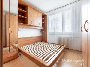 Pronájem bytu 4+kk, Praha - Stodůlky, Lýskova, 92 m2