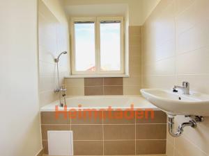 Pronájem bytu 1+kk, Ostrava - Poruba, Hlavní třída, 21 m2