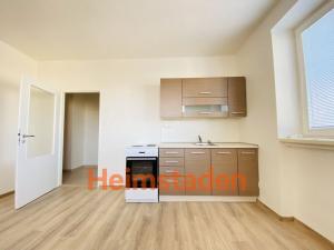 Pronájem bytu 1+kk, Ostrava - Poruba, Hlavní třída, 21 m2