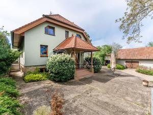 Prodej pozemku pro bydlení, Praha - Lipence, Jílovišťská, 4106 m2