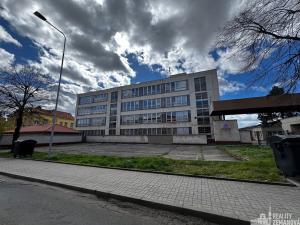Prodej komerční nemovitosti, Duchcov, Sadová, 11341 m2