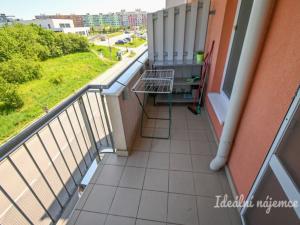 Pronájem bytu 2+kk, Brno - Žebětín, Říčanská, 47 m2