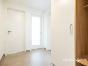 Pronájem bytu 2+kk, Praha - Kamýk, Zimova, 51 m2