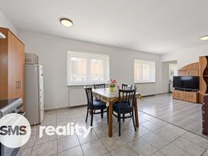 Prodej rodinného domu, Dolní Kounice, Hlavní, 450 m2