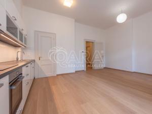 Pronájem bytu 3+kk, Praha, Široká, 100 m2