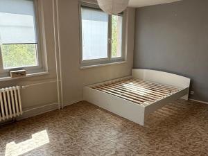 Pronájem bytu 1+kk, Teplice, Prosetická, 33 m2