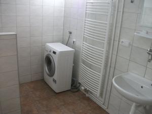 Pronájem bytu 1+1, Hradec Králové, Partyzánská, 39 m2