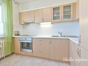 Pronájem bytu 1+1, Hradec Králové - Nový Hradec Králové, třída Edvarda Beneše, 41 m2