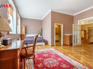 Prodej rodinného domu, Karlovy Vary - Stará Role, M. Rovenské, 742 m2