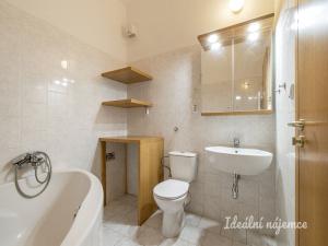 Pronájem bytu 3+kk, Praha - Smíchov, Tomkova, 89 m2