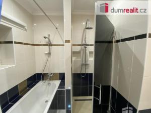 Prodej bytu 2+1, Mariánské Lázně, Hlavní třída, 102 m2