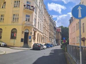 Prodej bytu 2+kk, Karlovy Vary, Petřín, 54 m2