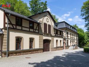 Prodej ubytování, Karlovy Vary, Křižíkova, 1021 m2