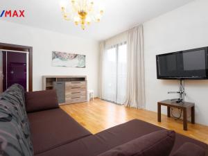 Prodej bytu 2+kk, Karlovy Vary, Libušina, 76 m2