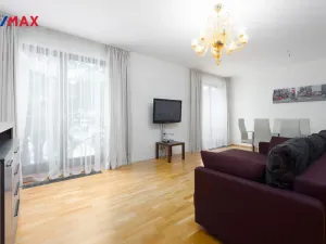 Prodej bytu 2+kk, Karlovy Vary, Libušina, 70 m2