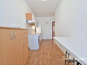 Pronájem bytu 4+1, Pardubice - Zelené Předměstí, třída Míru, 90 m2