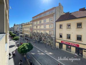 Pronájem bytu 4+1, Pardubice - Zelené Předměstí, třída Míru, 90 m2