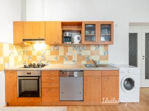 Pronájem bytu 3+kk, Praha - Žižkov, Roháčova, 76 m2