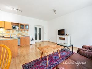Pronájem bytu 3+kk, Praha - Žižkov, Roháčova, 76 m2