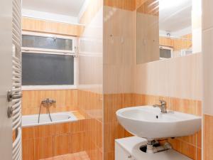 Pronájem bytu 3+kk, Praha - Žižkov, Roháčova, 76 m2