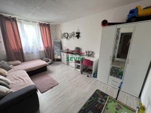 Prodej bytu 2+1, Postoloprty, Jiráskovo náměstí, 49 m2