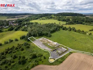 Prodej zemědělského objektu, Žlutice, 9153 m2