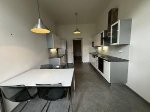 Prodej bytu 2+1, Praha - Vinohrady, Moravská, 94 m2