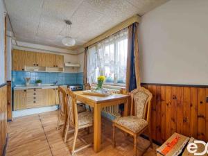 Prodej restaurace, Hradešín, 178 m2