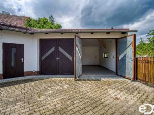 Prodej restaurace, Hradešín, 178 m2