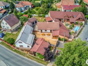 Prodej restaurace, Hradešín, 178 m2