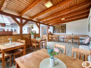Prodej restaurace, Hradešín, 178 m2