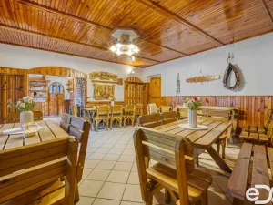 Prodej restaurace, Hradešín, 178 m2