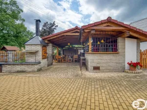 Prodej restaurace, Hradešín, 178 m2