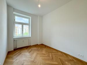 Pronájem bytu 2+1, Praha - Vinohrady, Záhřebská, 49 m2
