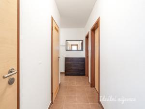 Pronájem bytu 3+kk, Praha - Dolní Chabry, U váhy, 70 m2
