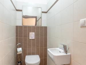 Pronájem bytu 3+kk, Praha - Dolní Chabry, U váhy, 70 m2