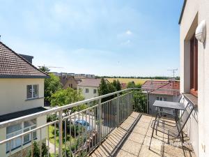 Pronájem bytu 3+kk, Praha - Dolní Chabry, U váhy, 70 m2
