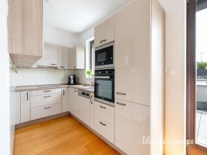 Pronájem bytu 4+kk, Praha - Dolní Chabry, K Beranovu, 98 m2