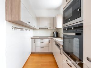 Pronájem bytu 4+kk, Praha - Dolní Chabry, K Beranovu, 98 m2